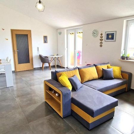 Apartment Goran Krk Town Εξωτερικό φωτογραφία