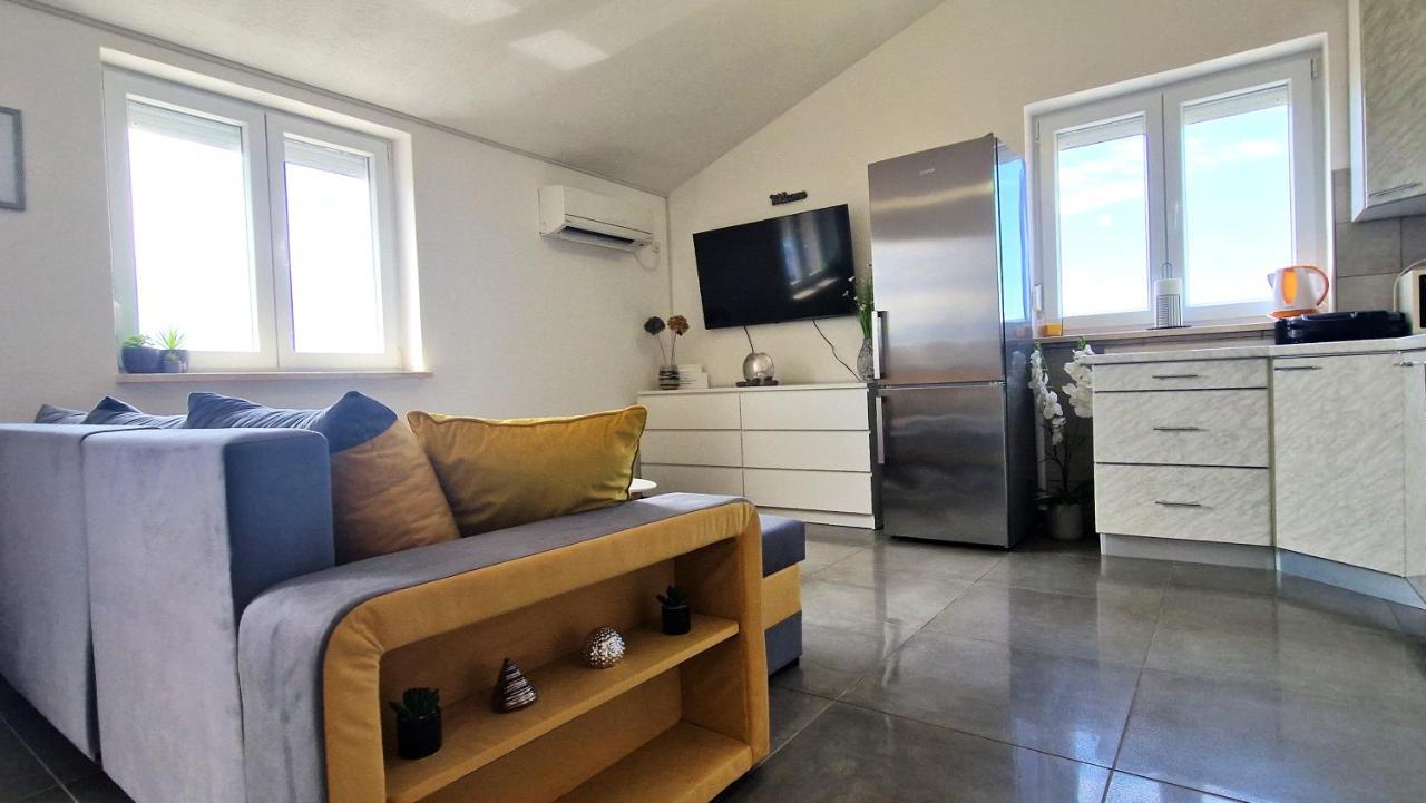 Apartment Goran Krk Town Εξωτερικό φωτογραφία