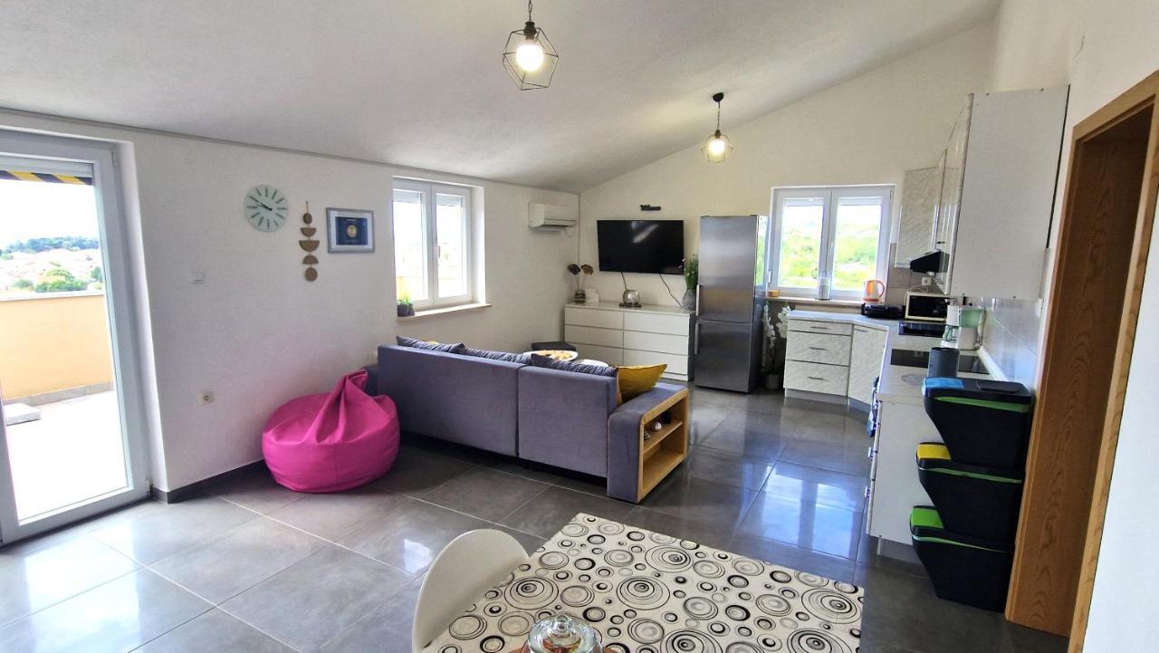 Apartment Goran Krk Town Εξωτερικό φωτογραφία