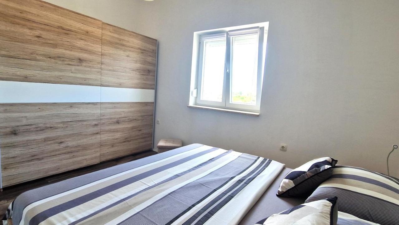 Apartment Goran Krk Town Εξωτερικό φωτογραφία